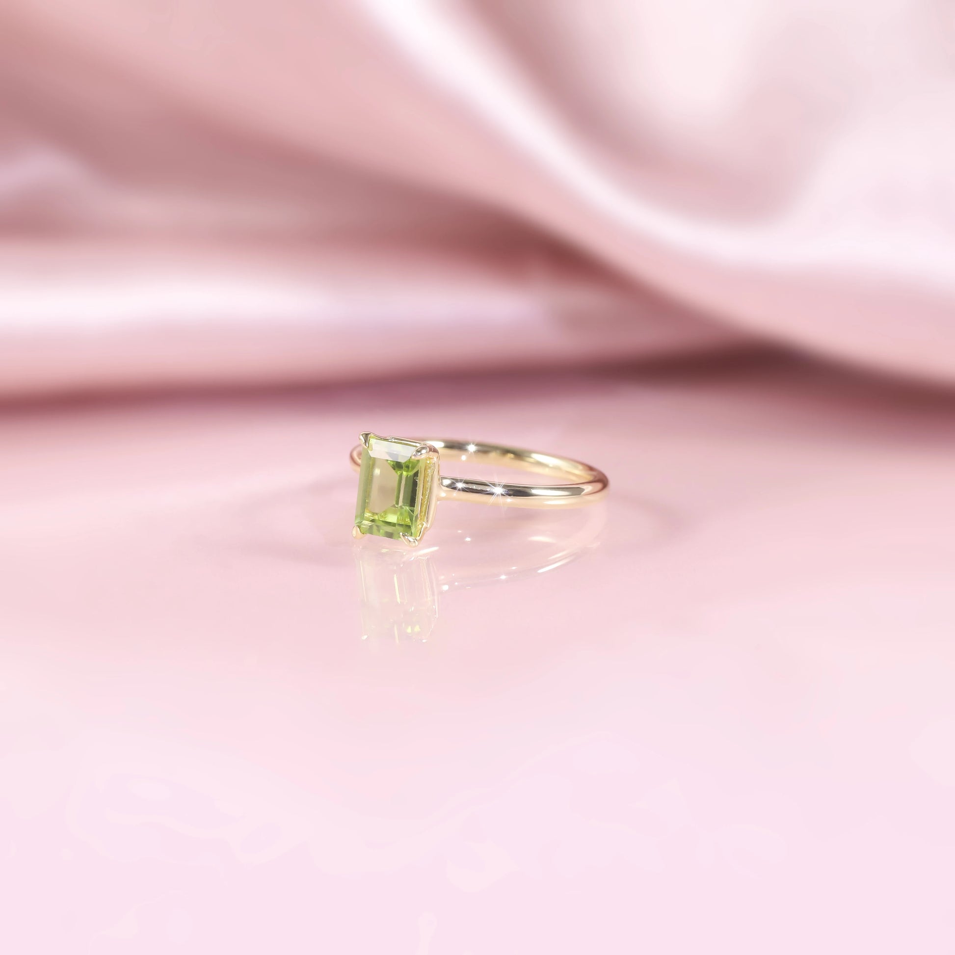 18K Gold Plated Silver Octagon 5X7Mm 1.46Ct Peridot Birthstone Solitaire Eagle Prongs Engagement Rings Gift for Her