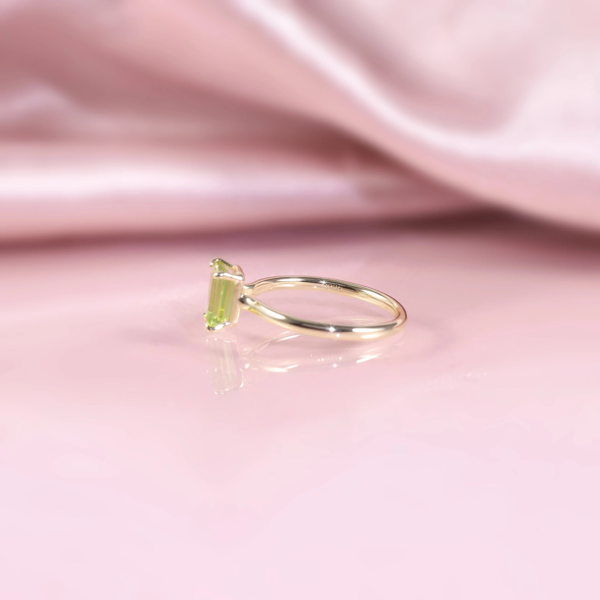 18K Gold Plated Silver Octagon 5X7Mm 1.46Ct Peridot Birthstone Solitaire Eagle Prongs Engagement Rings Gift for Her