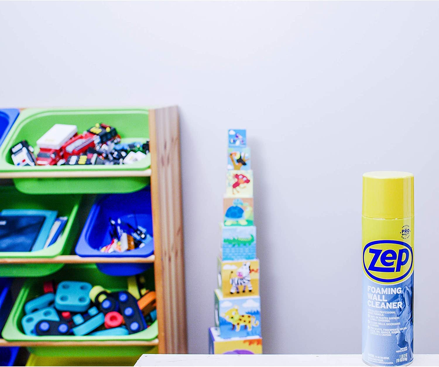 ZUFWC18 Foaming Wall Cleaner, 18 Oz, Clear