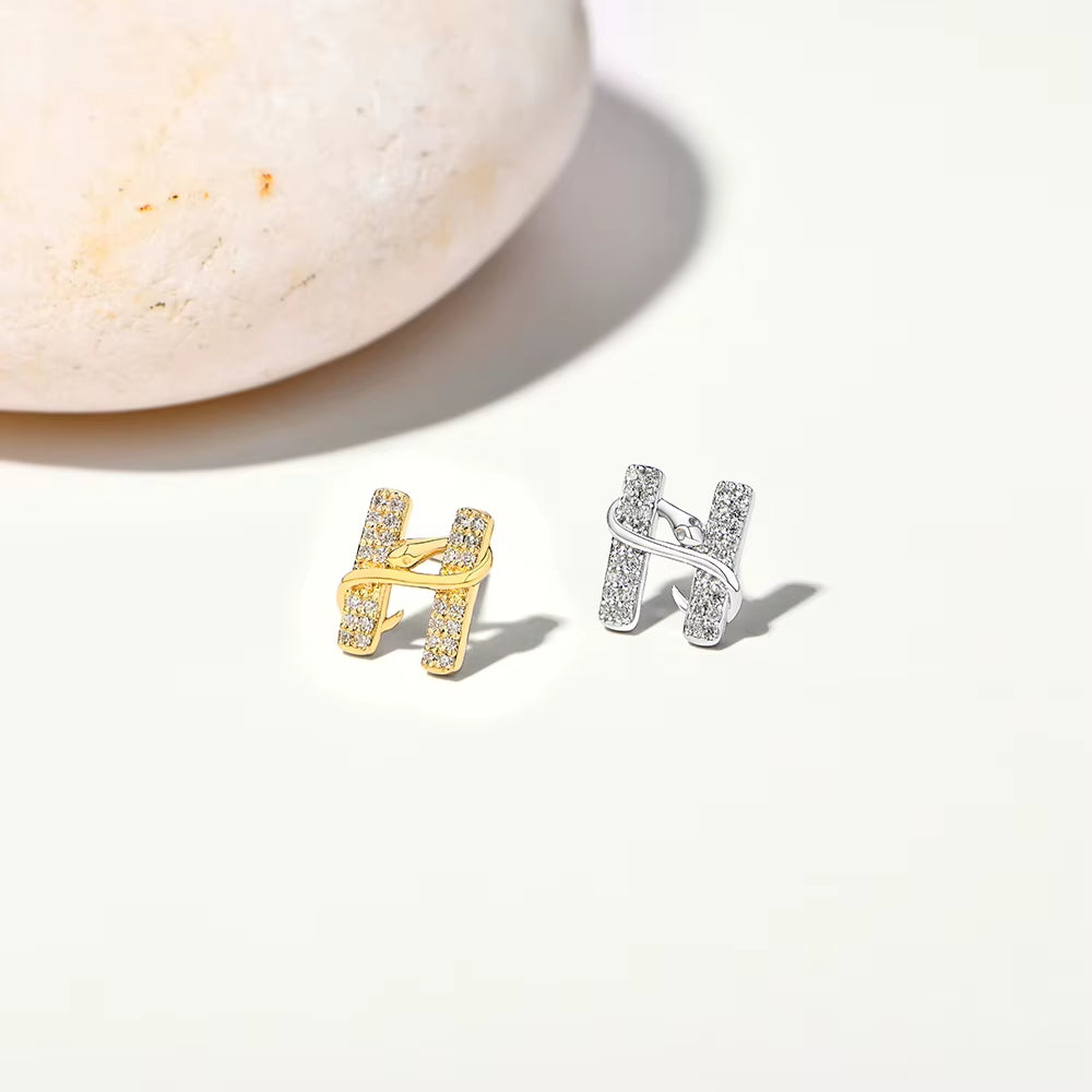 Exquisite Snake Moissanite Stud Earring 925 Sterling Silver H-Letter Earring for Womenman Party Jewelry with Mysterious